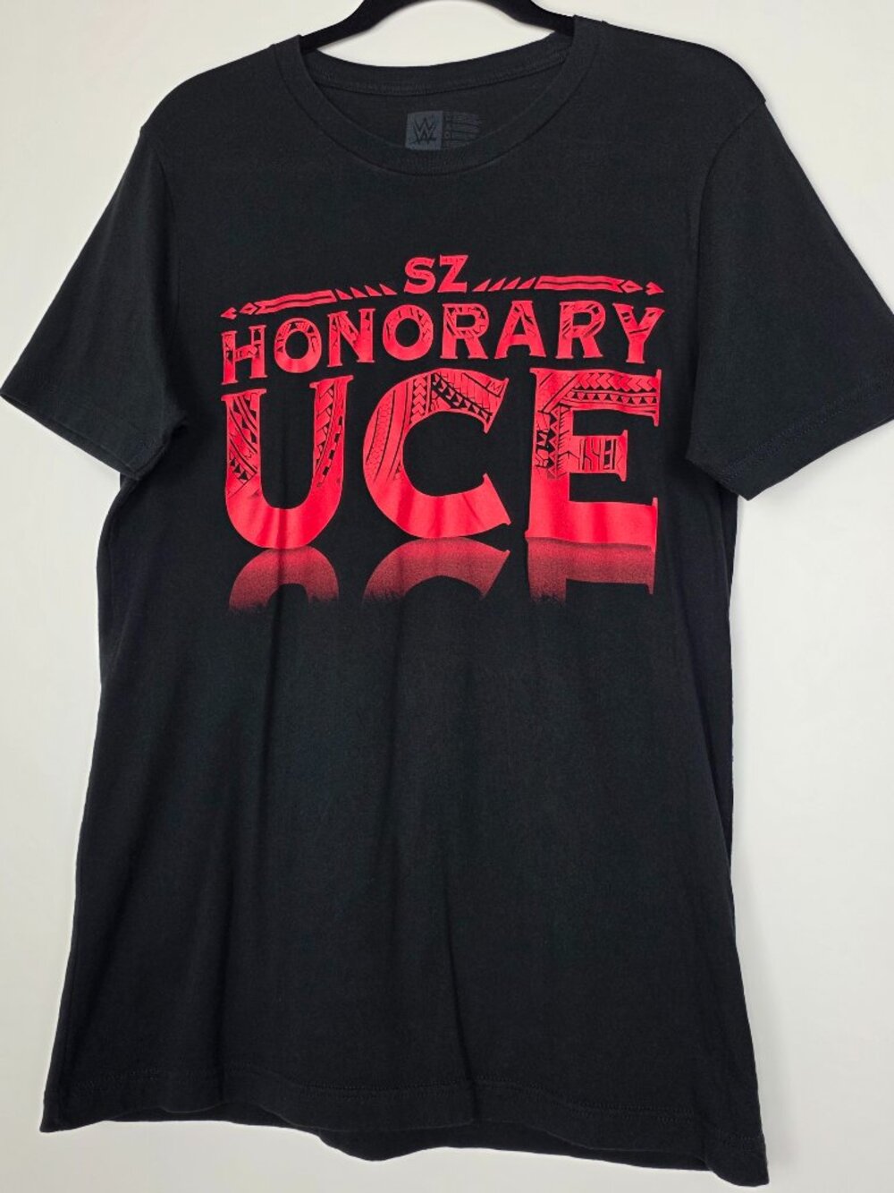 WWE Honorary Uce Bloodline Roman Reigns Wrestling Mens Large Short Sleeve Shirt